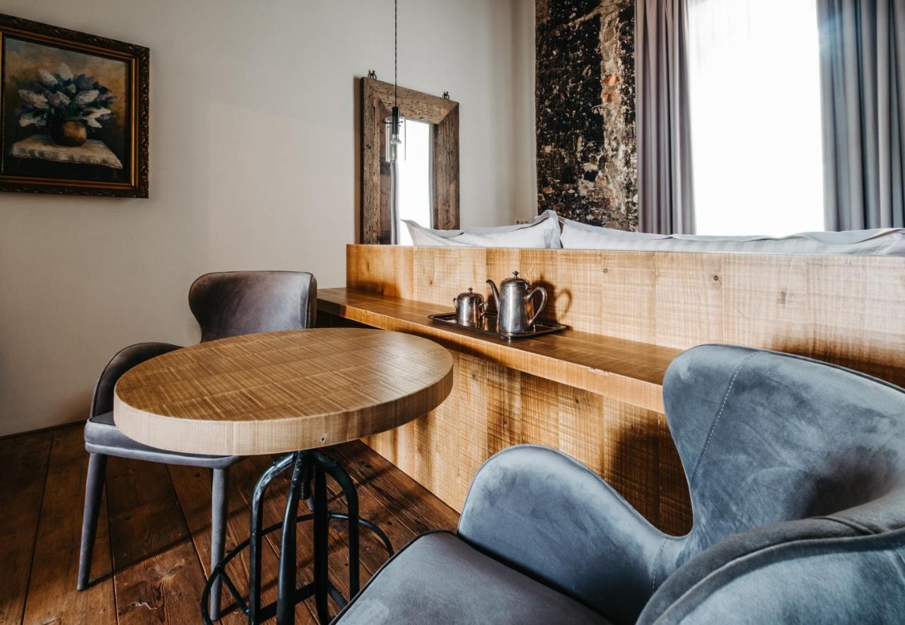 Boutique Hotel Corso Řevnice エクステリア 写真