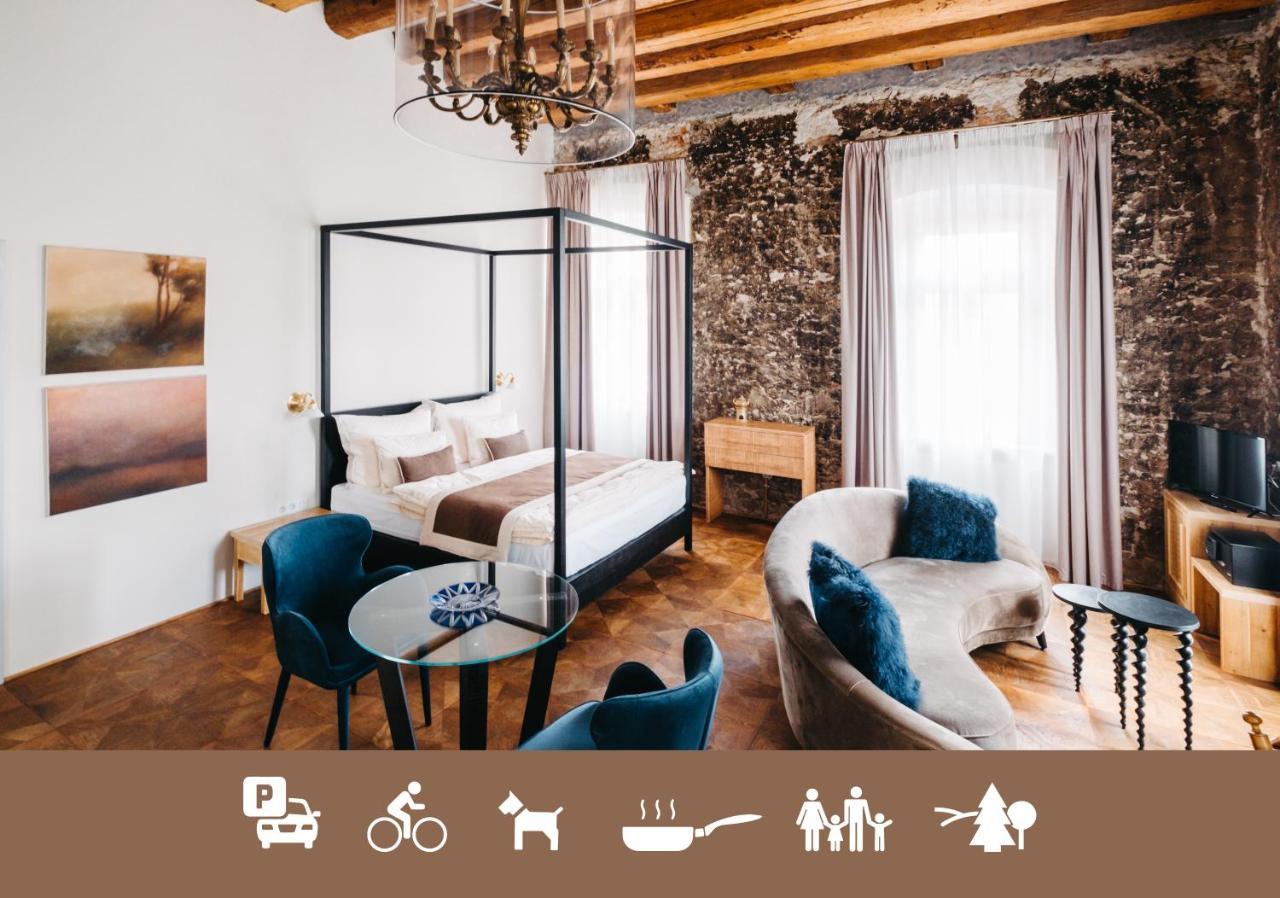 Boutique Hotel Corso Řevnice エクステリア 写真