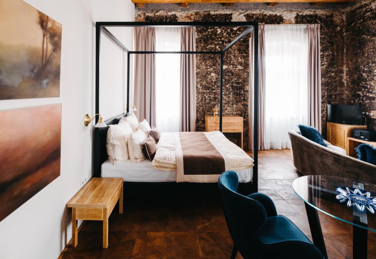 Boutique Hotel Corso Řevnice エクステリア 写真