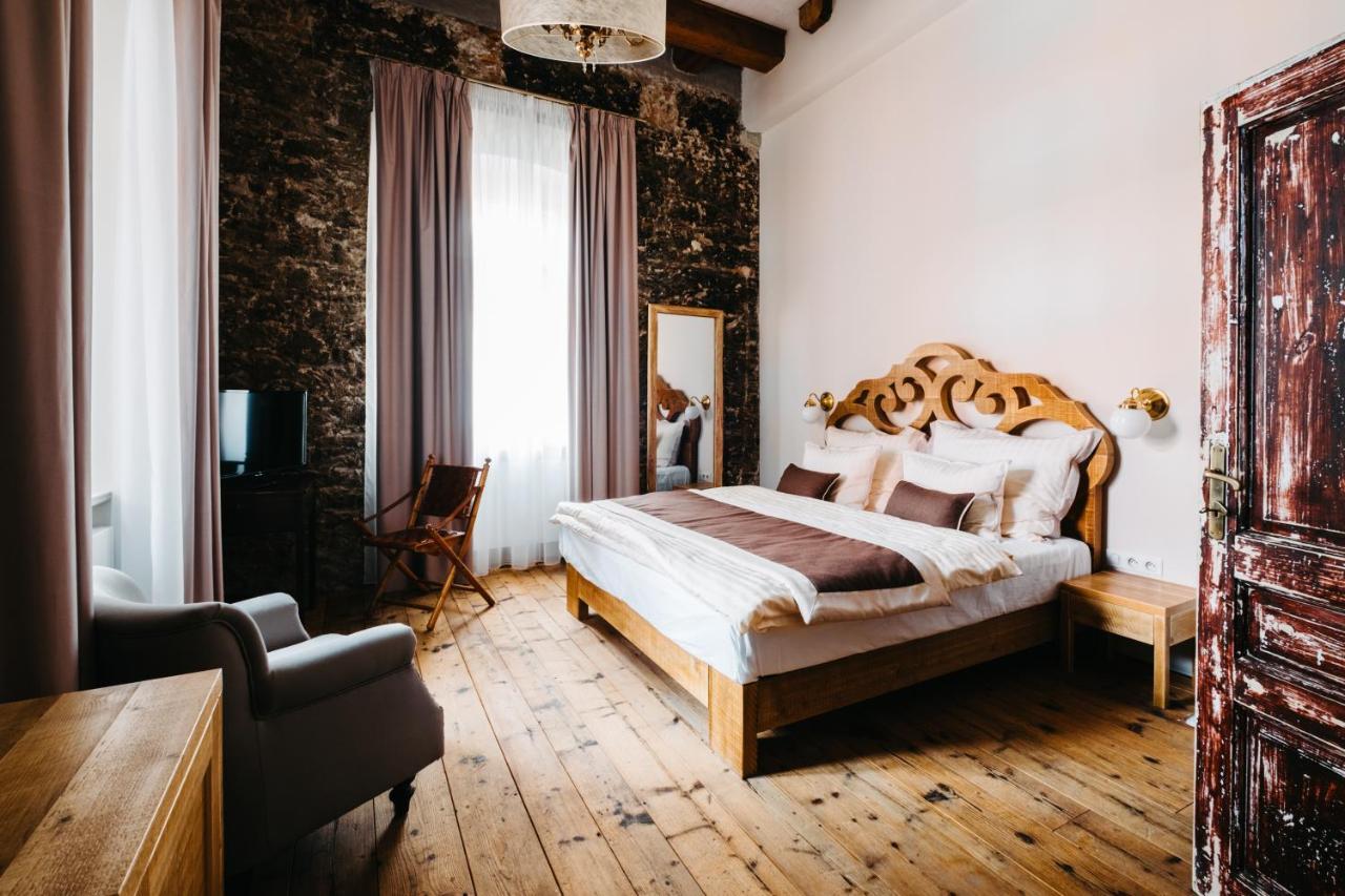 Boutique Hotel Corso Řevnice エクステリア 写真