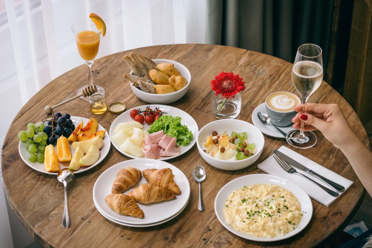 Boutique Hotel Corso Řevnice エクステリア 写真